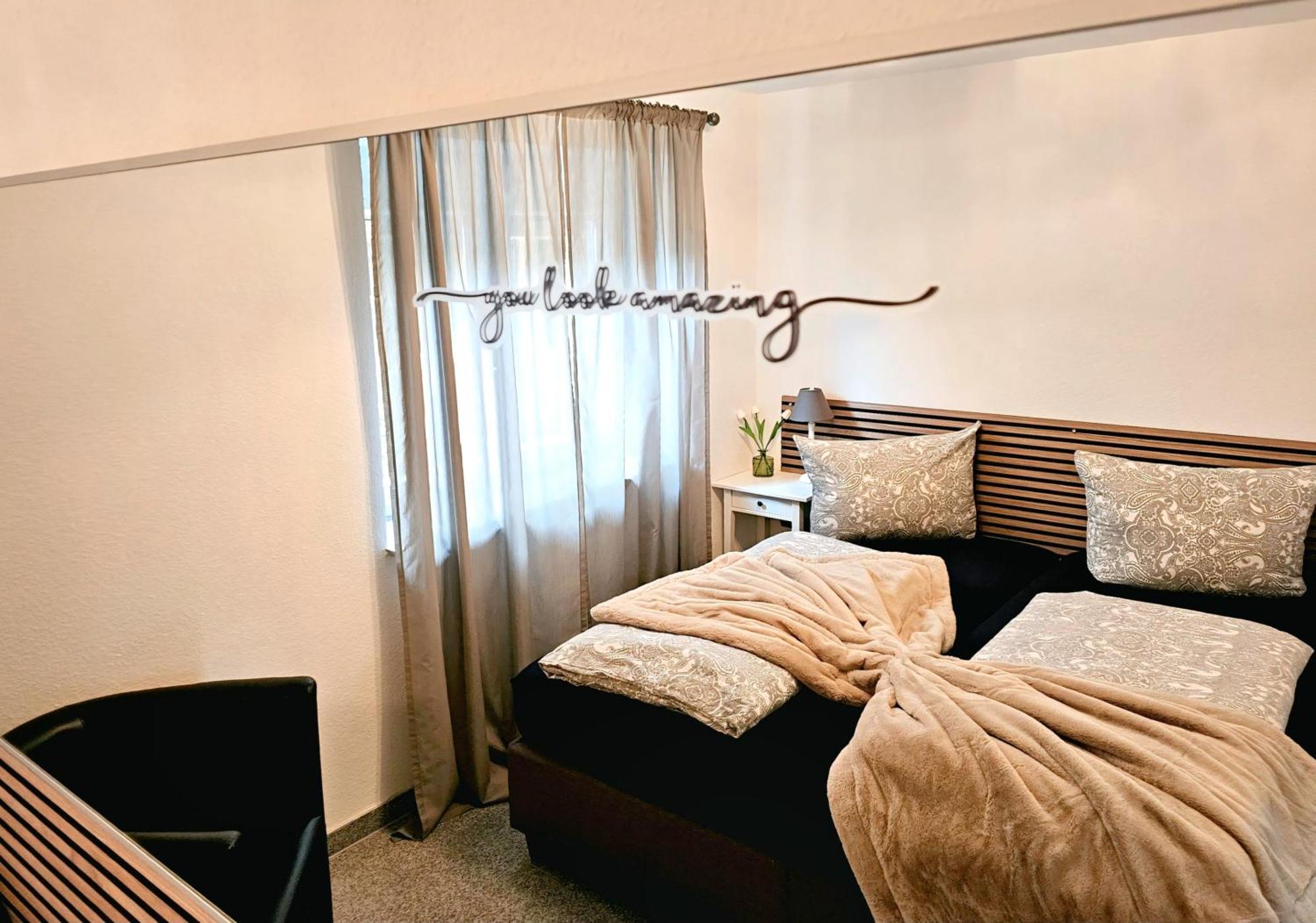Ferienwohnung זינסהיים מראה חיצוני תמונה
